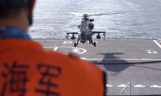 武直-10登陆军舰,空中力量的新里程碑,武直-10登陆军舰,空中力量新里程碑