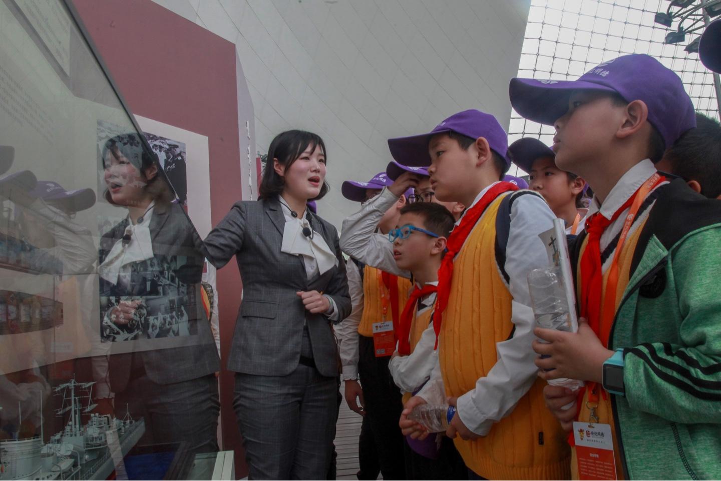 中国海军70周年庆典视频完整版,辉煌历程与未来展望,中国海军70周年庆典回顾与未来展望,辉煌历程视频完整版