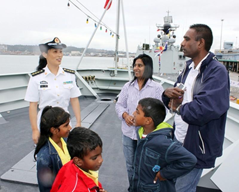 三军仪仗队中的海军女兵,荣耀与担当,三军仪仗队中的海军女兵,荣耀与担当之旅
