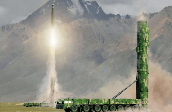 东风26命中移动靶船完整视频,揭示导弹威力与精确打击的震撼瞬间,东风26导弹命中移动靶船,震撼瞬间揭示导弹威力与精确打击能力