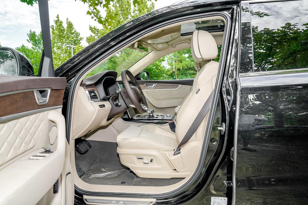 红旗100,历史的见证与未来的呼唤,红旗100,历史的见证,展望未来的呼唤