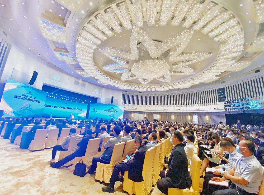 中国海军新利器——太原舰与131舰的简介及图片展示，中国海军新锐力量，太原舰与131舰揭秘及图片展示