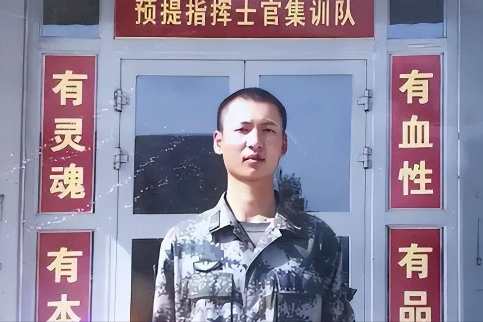 我哥叫肖思远的照片,一段深情的回忆,肖思远的照片,深情回忆的触动