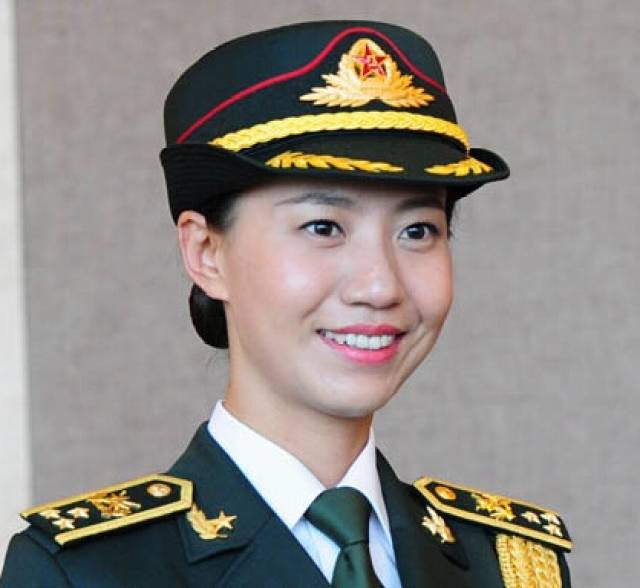 中国女兵正面照片,展现力量与荣耀的时代画卷,中国女兵的力量与荣耀,时代画卷中的飒爽英姿