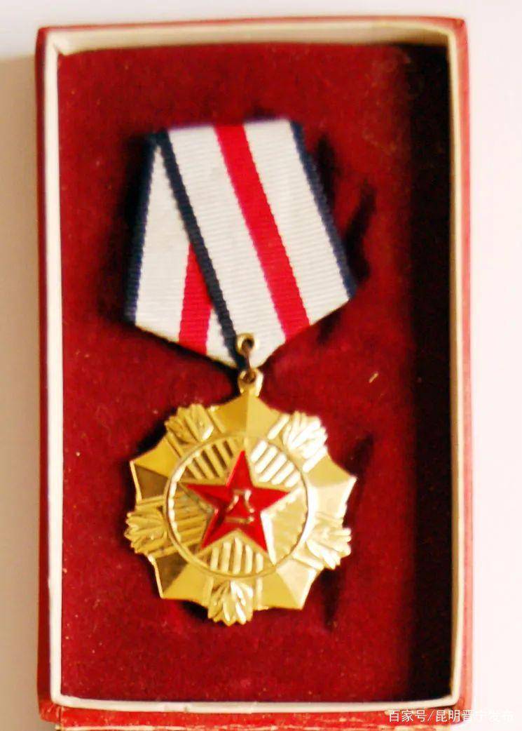 一等功勋章，荣耀的象征与时代的印记，一等功勋章，荣耀与时代的象征