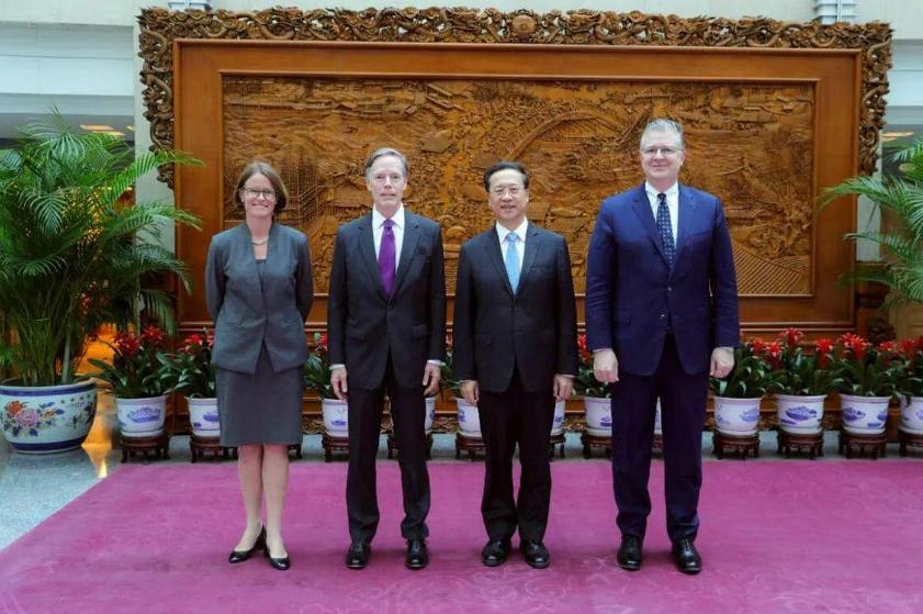 中美会晤中方人员,深化交流,共谋发展,中美会晤深化交流,共谋发展之道,中方人员积极参与讨论