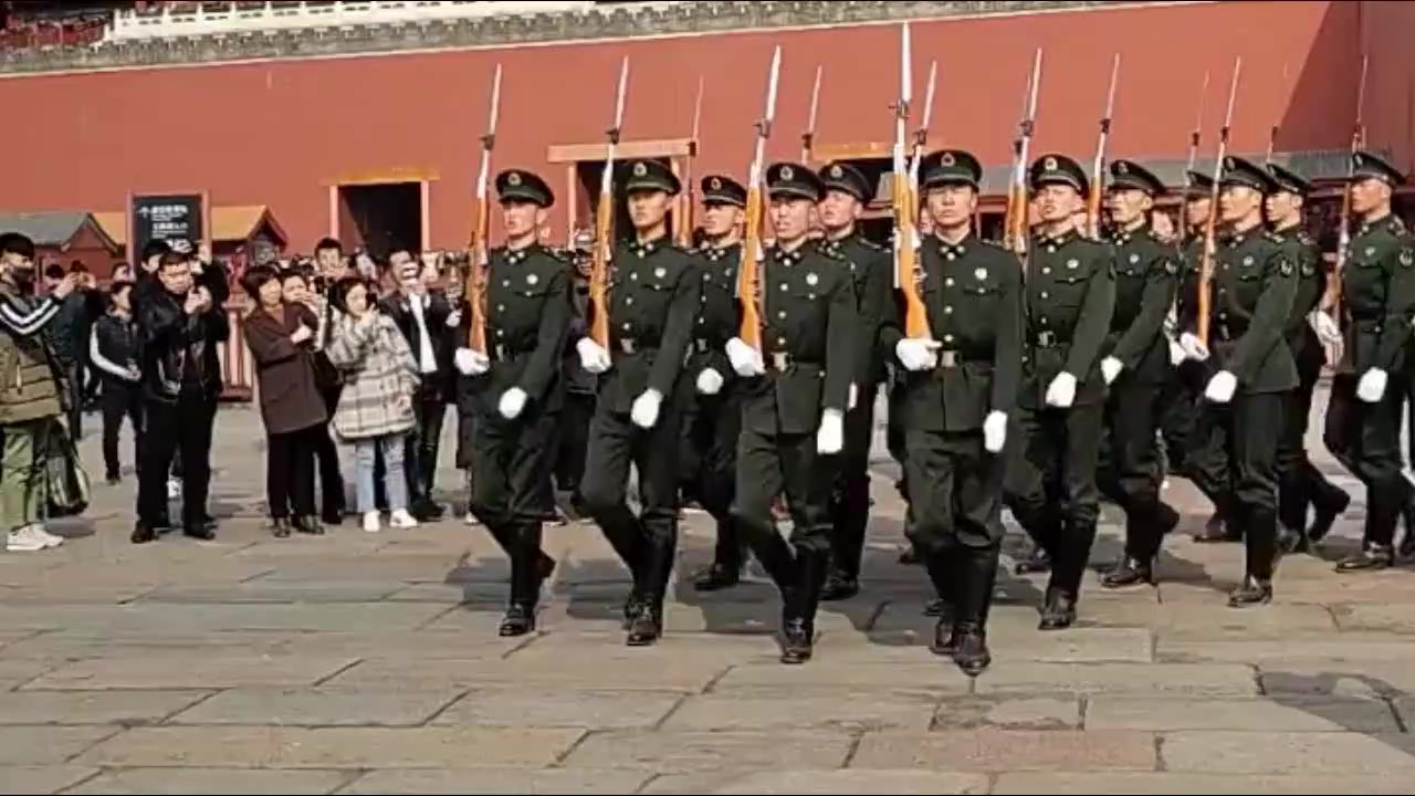 祖国不会忘记——三军仪仗队的荣耀与使命(完整版),三军仪仗队的荣耀使命,祖国的铭记与致敬(完整版)