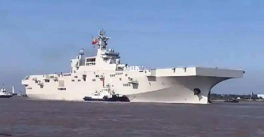 揭秘中国海军的强悍力量,075型两栖攻击舰的长宽高详解,揭秘中国海军强悍力量,075型两栖攻击舰长宽高大解析