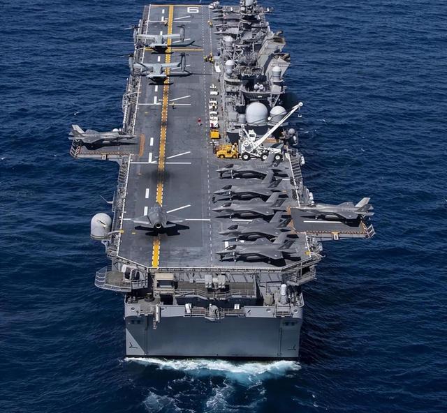 黄蜂级两栖攻击舰，数量与实力的展现，黄蜂级两栖攻击舰，数量与实力的彰显