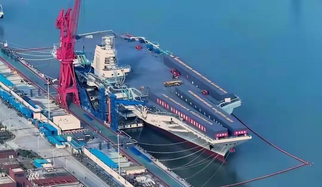 辽宁号航母性能数据深度解析，辽宁号航母性能数据深度剖析