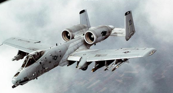 隐形A-10攻击机的威力与战略价值