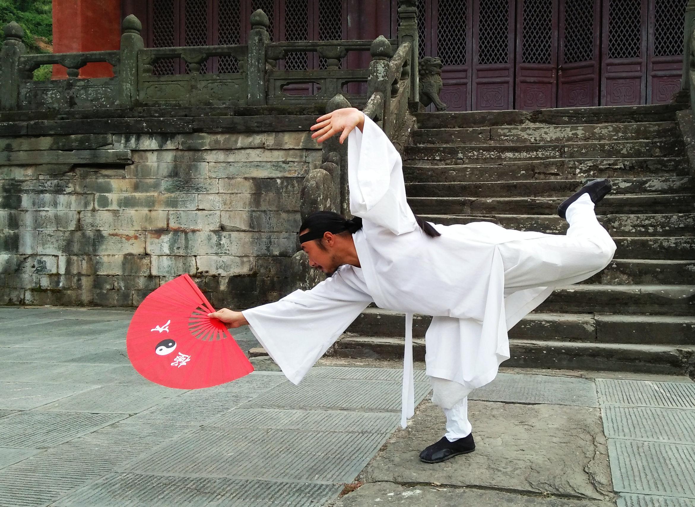 天涯论坛的兴衰与未来，何时会倒闭？，天涯论坛的兴衰历程与未来展望，倒闭之期何时来临？