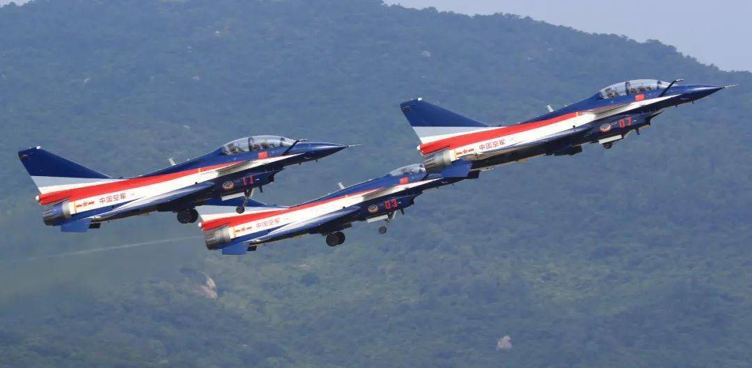 中国空军航空大学英语的魅力与挑战,中国空军航空大学英语的魅力与挑战,探索与挑战并存