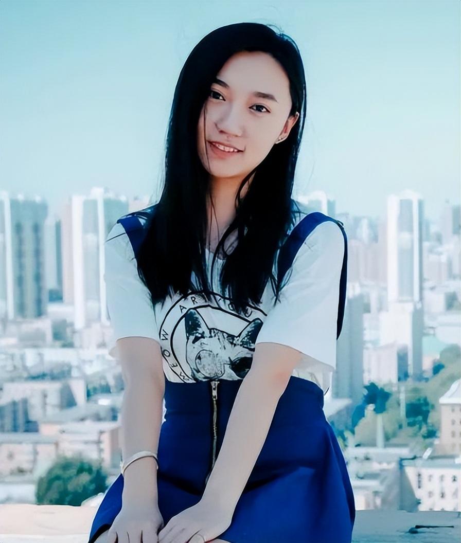 辽宁舰由来,中国海军的骄傲与力量之源,辽宁舰溯源,中国海军的荣耀与力量基石