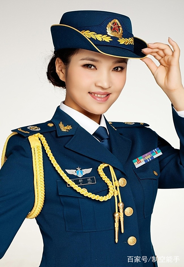 中国女兵最漂亮的是谁——探寻英雄之美,探寻中国女兵中的英雄之美,谁是最美战士?