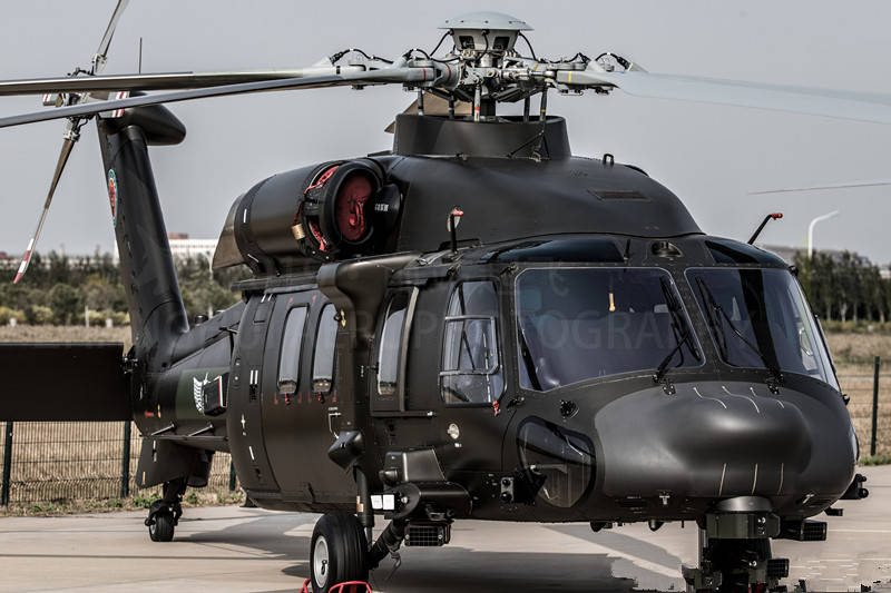 黑鹰与直-20，空中力量的两大支柱，黑鹰与直-20，空中力量的双璧支柱