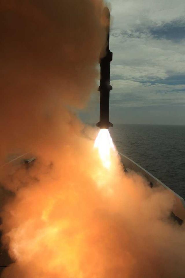 鹰击长空,鹰击83与鹰击18的传奇故事,鹰击长空,鹰击83与鹰击18的传奇之旅