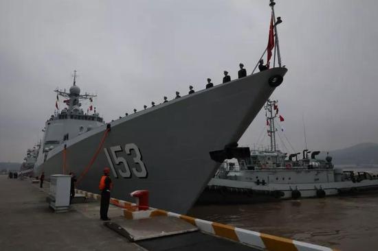 中国海军的杰出代表,052C型驱逐舰性能介绍,中国海军杰出代表,052C型驱逐舰性能详解