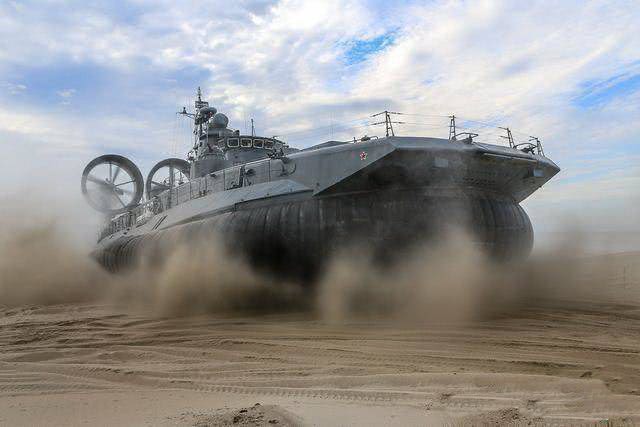 野牛气垫登陆艇简介,野牛气垫登陆艇概述
