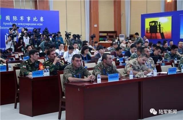 最新国际军事新闻解说，全球军事动态概览，全球军事动态最新解读，国际军事新闻一览