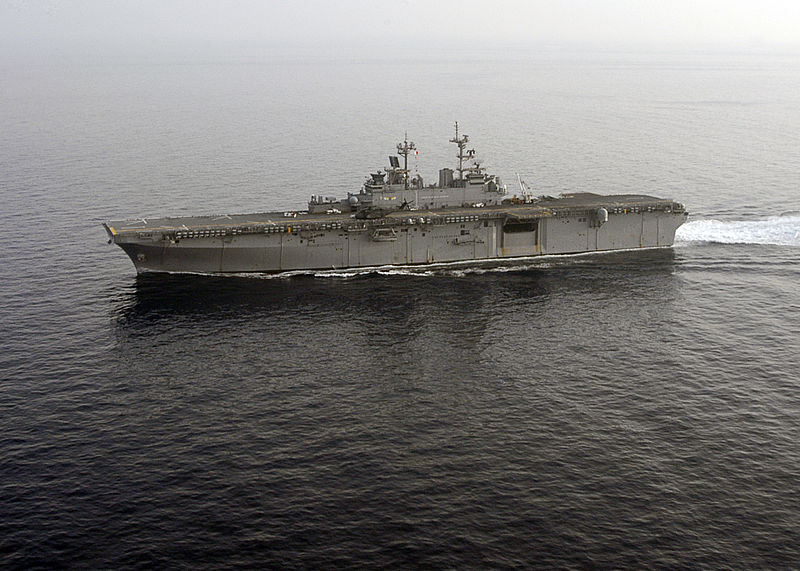 黄蜂级两栖攻击舰装载能力研究,黄蜂级两栖攻击舰的装载能力深度解析