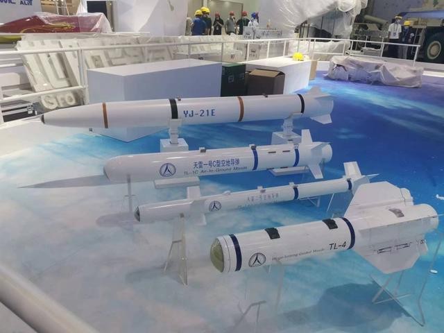 深入解析中国海军新一代利器,055型驱逐舰搭载长剑-10对陆巡航导弹,中国海军新一代利器揭秘,055型驱逐舰搭载长剑-10对陆巡航导弹全面解析