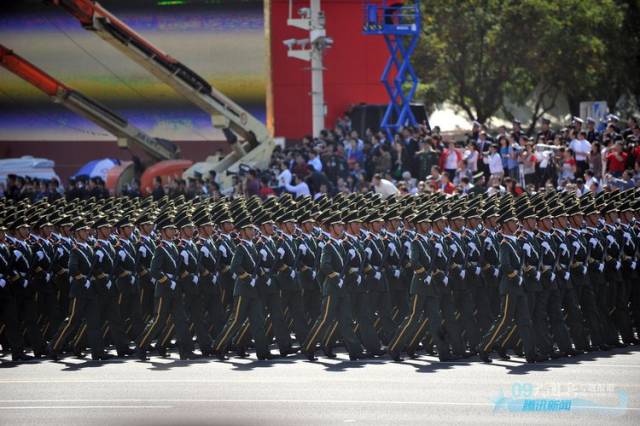 北京交通大学国庆阅兵方阵,荣耀与传承的交响,北京交通大学国庆阅兵方阵,荣耀传承的交响乐章