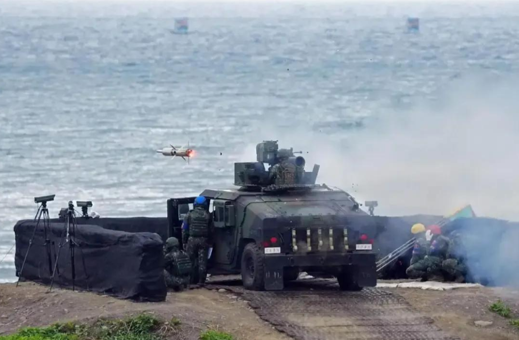 美国与台湾武器关系,历史、现状及其影响,美国与台湾的武器关系,历史、现状与影响探究