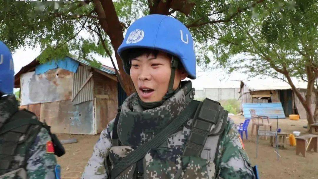 中国女兵图片高清壁纸,展现新时代女性的风采与力量,中国女兵高清壁纸,展现新时代女性的风采与力量之美