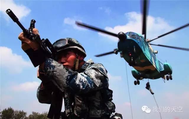 揭秘空降兵第十五军,一支精锐之师的荣耀与使命,揭秘精锐之师,空降兵第十五军的荣耀与使命