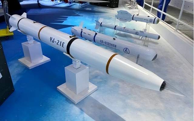 解放军公布鹰击-21导弹,揭示中国国防力量的新里程碑,鹰击-21导弹揭秘,中国国防力量的新里程碑