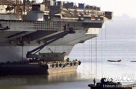 瓦良格号归来，历史与未来的交汇点，瓦良格号归来，历史与未来的融合交汇点