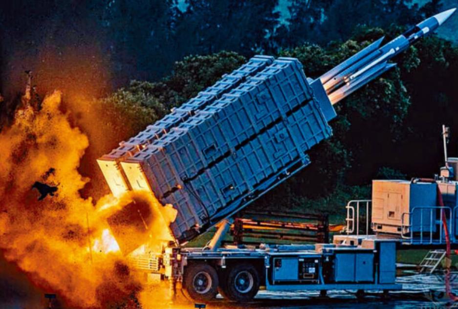 雄风飞弹打击航母，技术挑战与国家安全的双重考量，雄风飞弹挑战航母，技术难题与国家安全双重考验