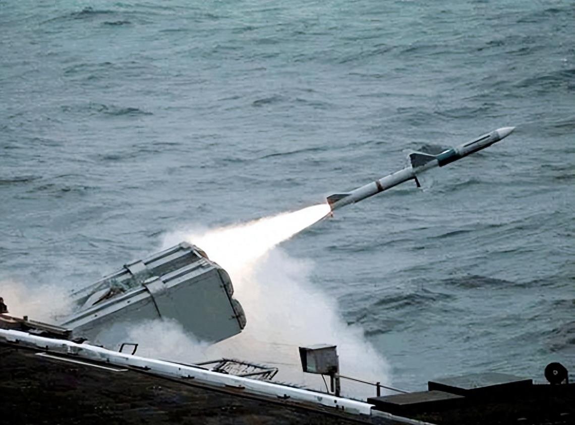 揭秘中国海军的骄傲,054AP型护卫舰的排水量解析,中国海军骄傲,揭秘054AP型护卫舰排水量详解