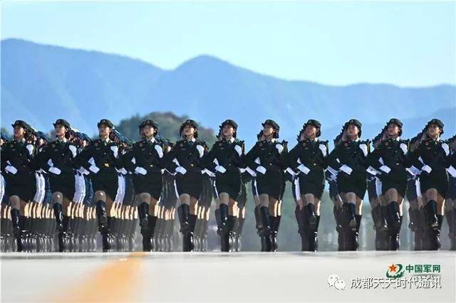 阅兵方阵词,荣耀与力量的展现,阅兵方阵,荣耀与力量的璀璨展现