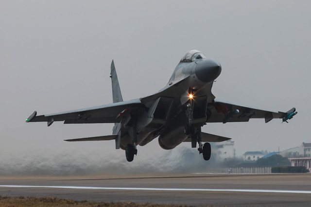 歼16战机战斗,空中力量的卓越展现,歼16战机战斗,空中力量的巅峰展现