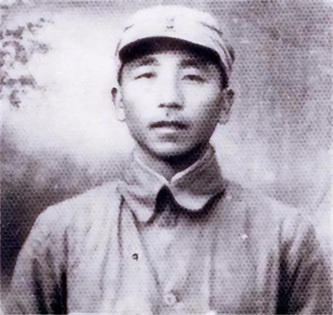 秦基伟将军之孙秦伟，传承英雄精神的新一代典范，秦伟，传承英雄精神的将军后人典范