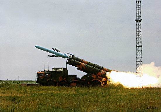 鹰击-18导弹,揭示其神秘面纱与独特之处,鹰击-18导弹,揭秘神秘面纱下的独特之处