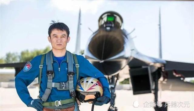 揭秘歼-16战斗机飞行员,英勇无畏的空中战士,揭秘歼-16战斗机飞行员,英勇无畏的空中勇士