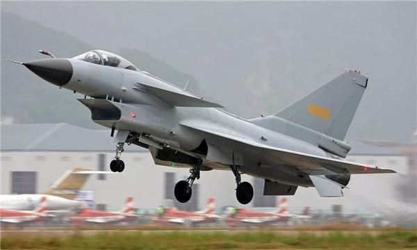歼-10的出口历程,中国航空工业的国际化探索,歼-10出口历程揭秘,中国航空工业的国际化步伐