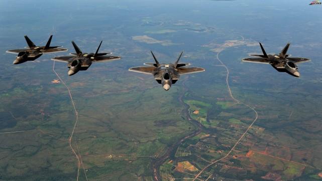 F-22战斗机的研制历程，揭秘其诞生的时间与背景，揭秘F-22战斗机诞生背景与研制历程