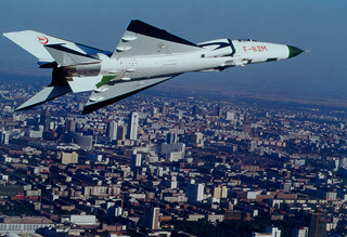 国产歼-8I型战机，中国航空工业的骄傲，国产歼-8I型战机，中国航空工业的辉煌骄傲