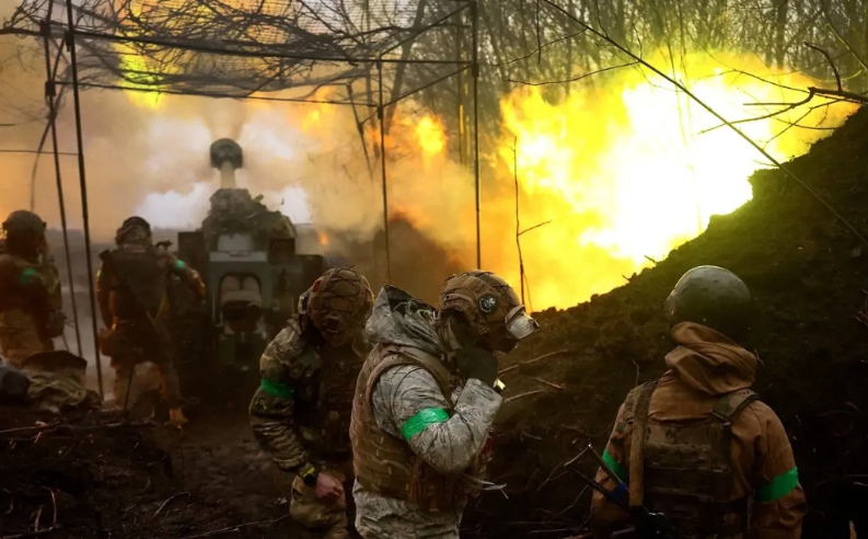 俄乌冲突的新视角，走向未来的挑战与机遇，俄乌冲突的新视角，挑战与机遇并存，未来走向分析