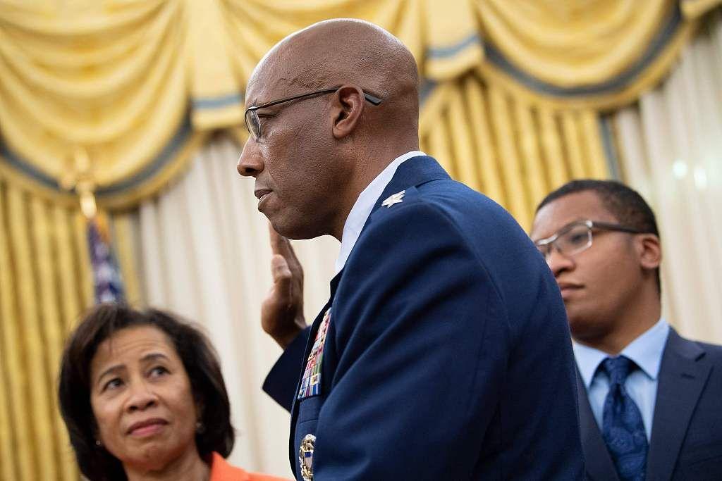 A-10攻击机详解,A-10攻击机全面解析