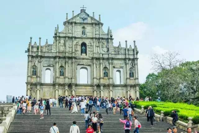 澳门大三巴二肖二码郑州,历史、文化与现代都市的交融,澳门大三巴二肖二码郑州,历史、文化与现代都市的交汇点