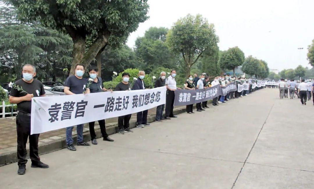 中国女特种兵功绩,英勇无畏,铸就辉煌,中国女特种兵,英勇铸就辉煌功勋