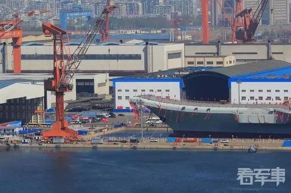 航母下水仪式船员,荣耀与责任并存的重要时刻,航母下水仪式,船员荣耀与责任的交汇点