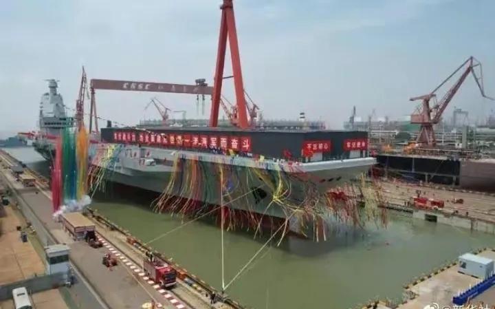 我国首艘航母的名字,辽宁舰的历史与意义,中国首艘航母辽宁舰的历史与命名意义深度解读