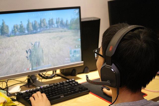 揭秘A-10攻击机的驱动原理，强悍的动力之源，揭秘A-10攻击机的强悍动力之源，驱动原理深度解析