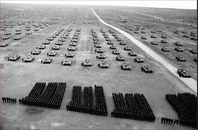 探索A-10攻击机的侧面风采,力量与技术的完美结合,A-10攻击机,侧面风采展现力量与技术的完美融合